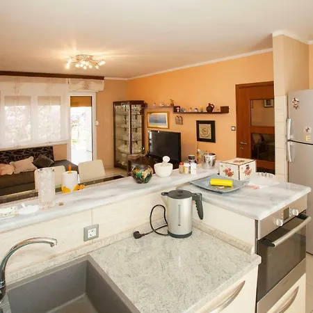 Апартаменти Dolores *