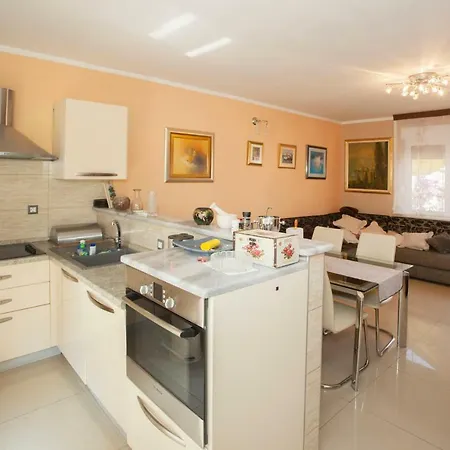 Apartment Dolores