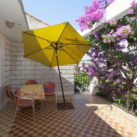 Apartment Dolores Split